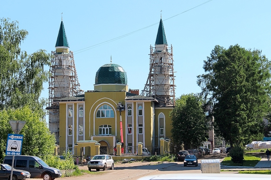 Мусульманам в Костроме не дали достроить мечеть